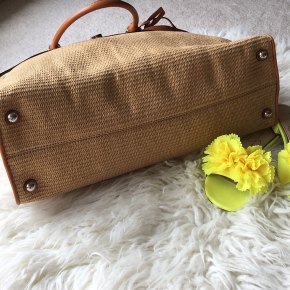 NWTMichael Michael Kors Hamilton Luggage Tote - Picture 4 of 8